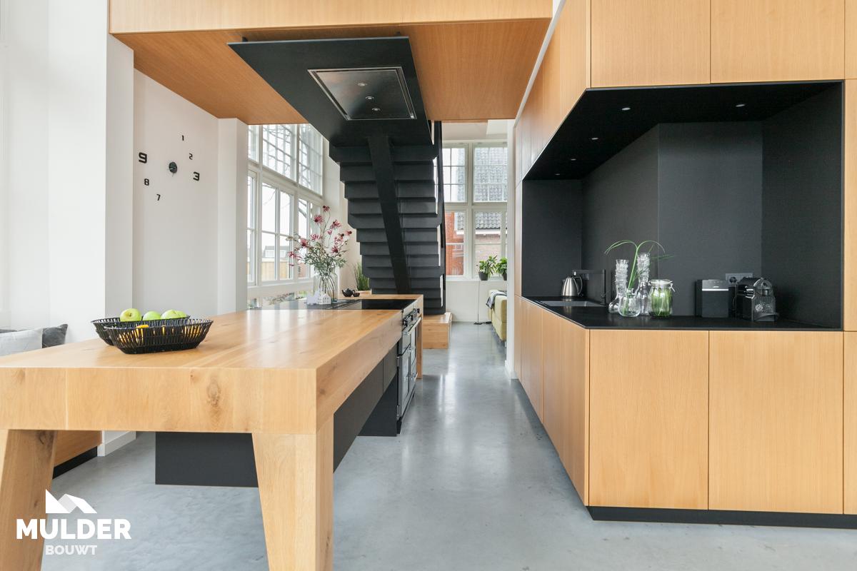 Van school- naar woongebouw