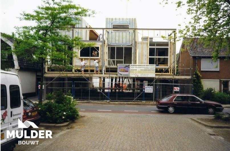 Kantoorpand met appartementen