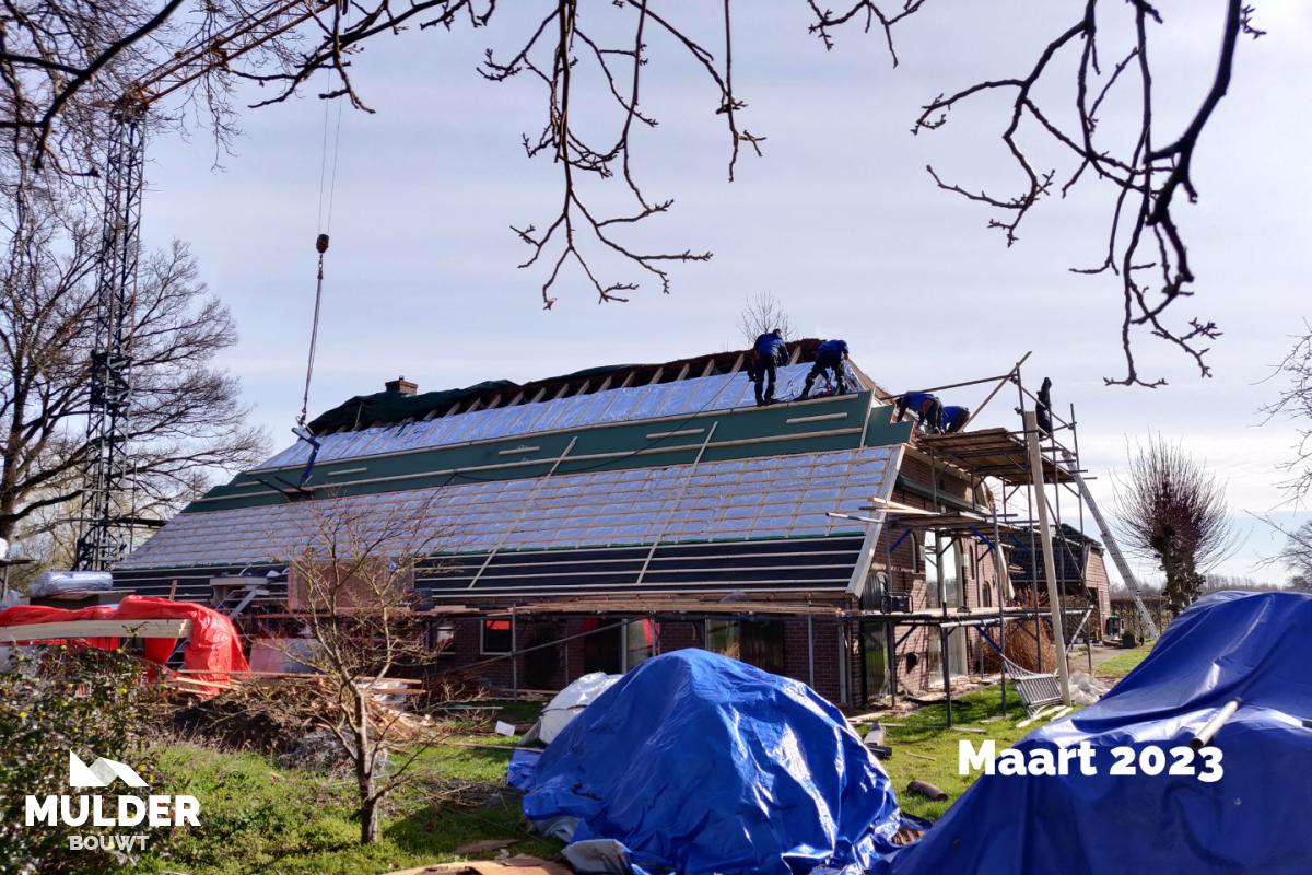 Dakrenovatie in Laren