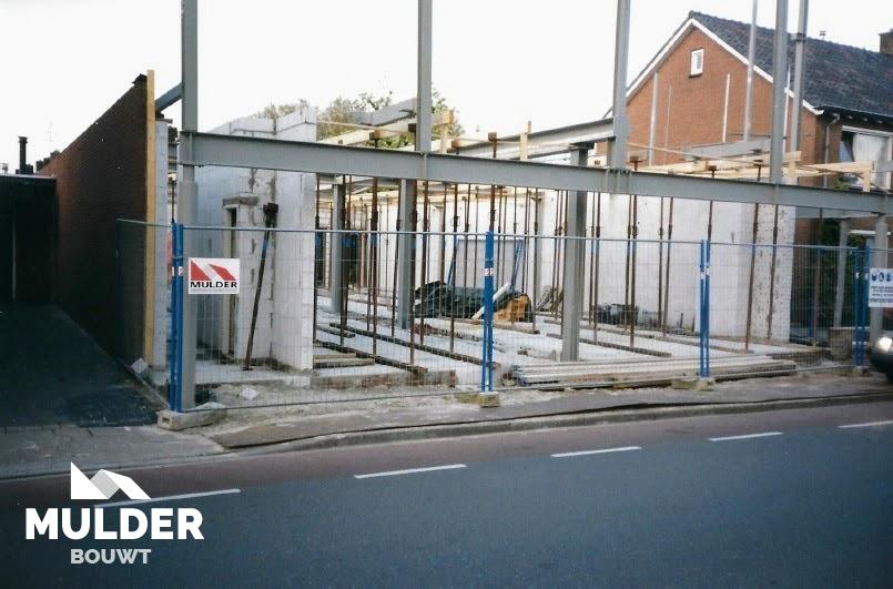 Kantoorpand met appartementen