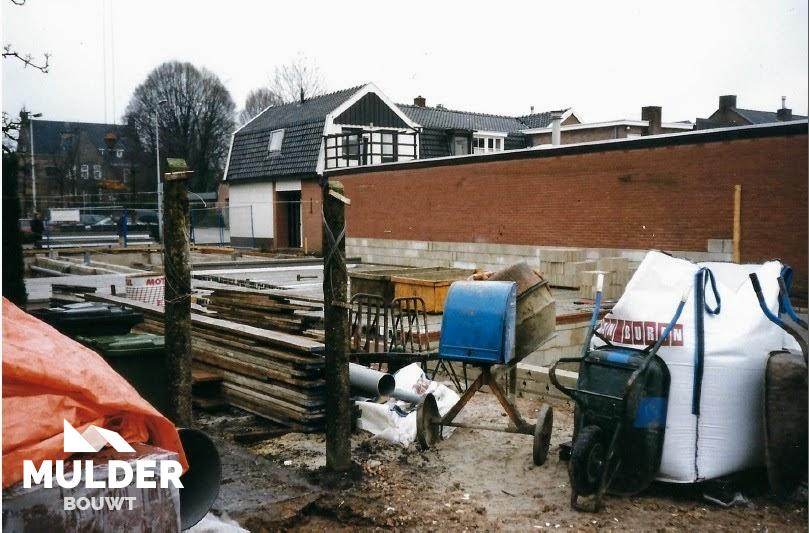 Kantoorpand met appartementen