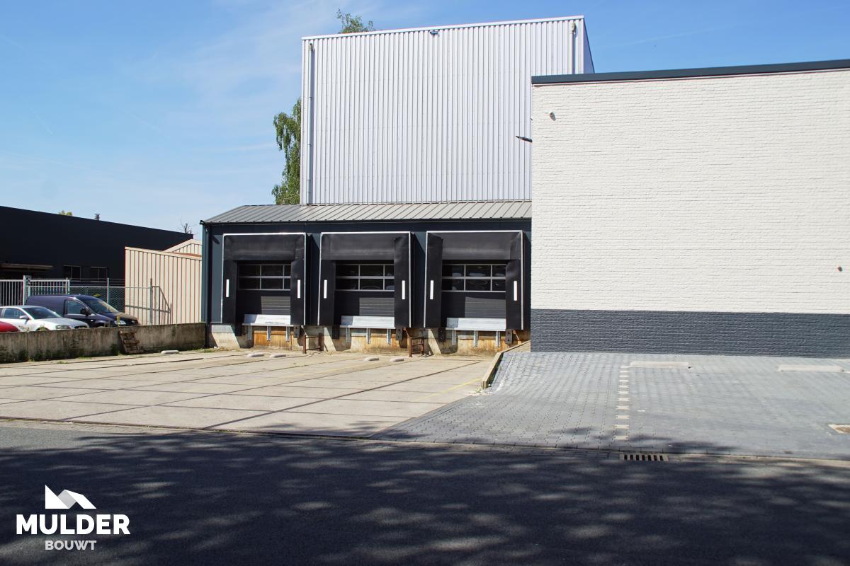 Bedrijfspand renovatie Systematic Oldenzaal 