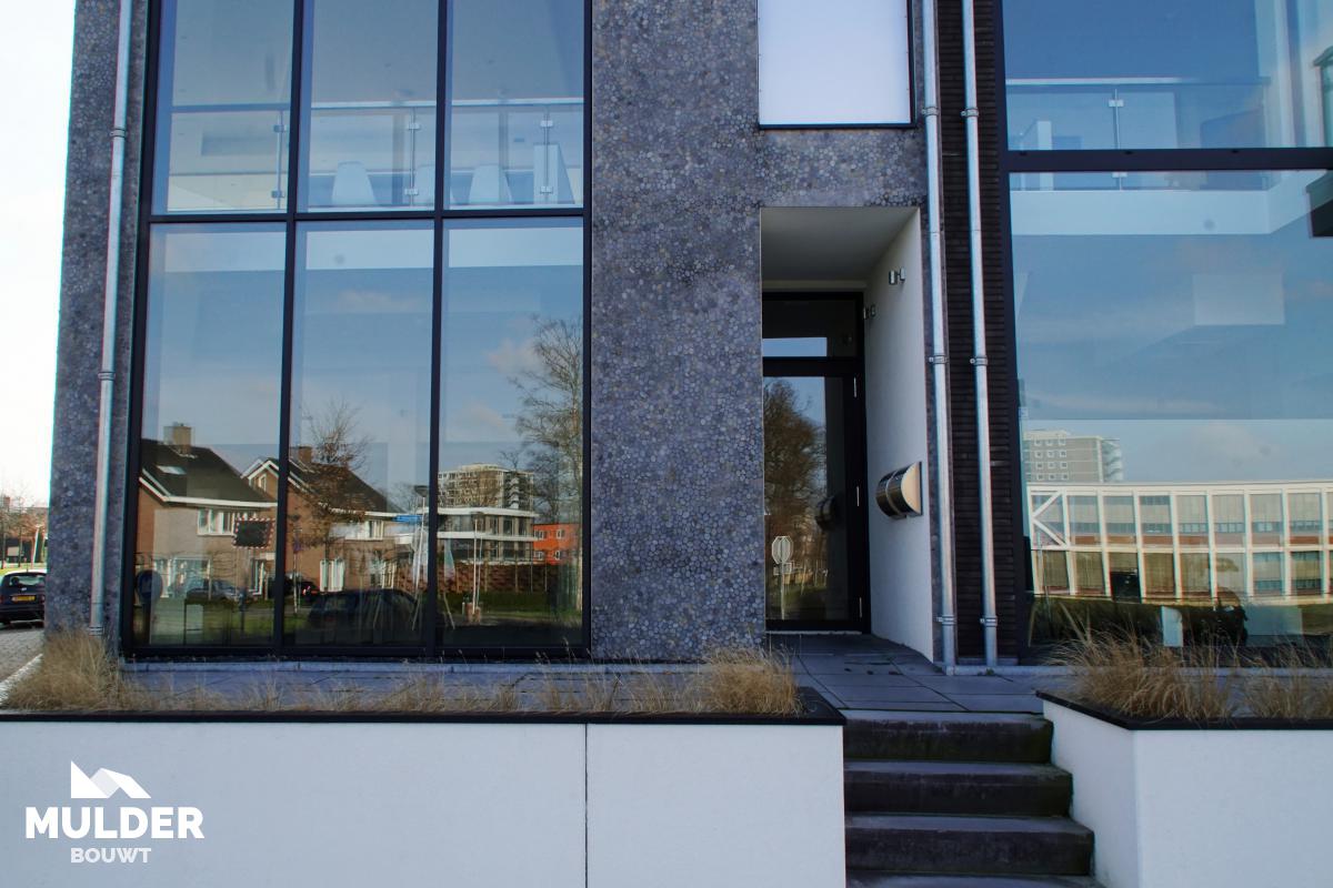 Kantoor en appartementen in Enschede