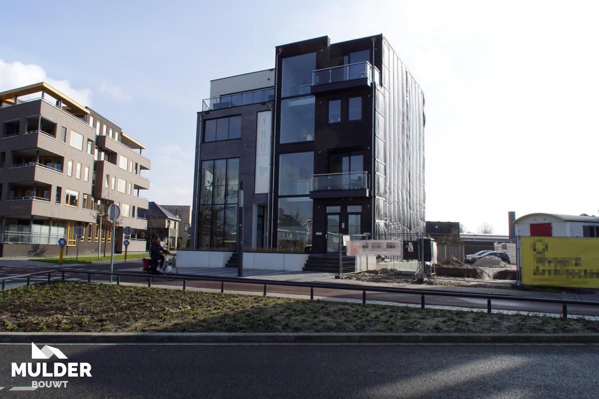 Kantoor en appartementen in Enschede