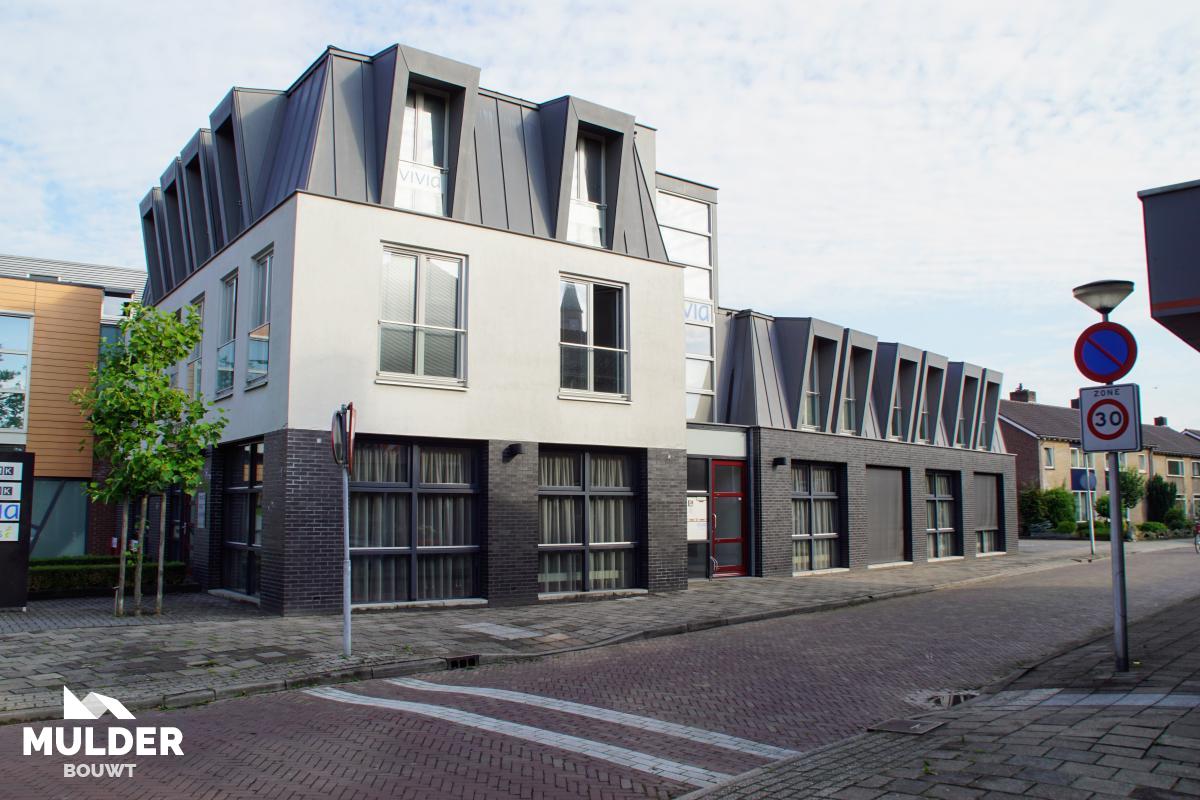 Kantoorpand met appartementen