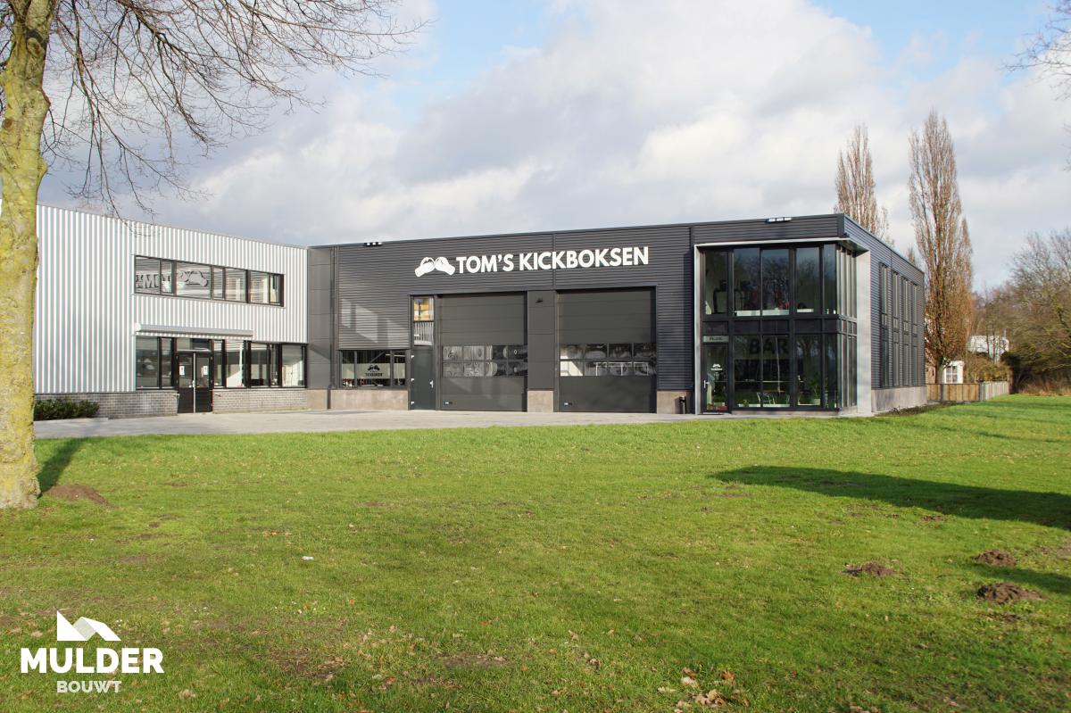 Bedrijfspand in Hengelo