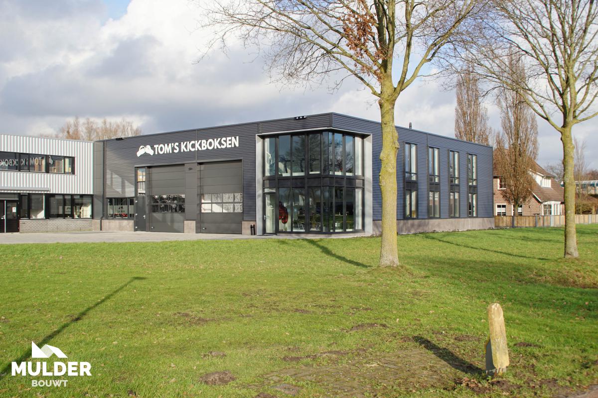 Bedrijfspand in Hengelo