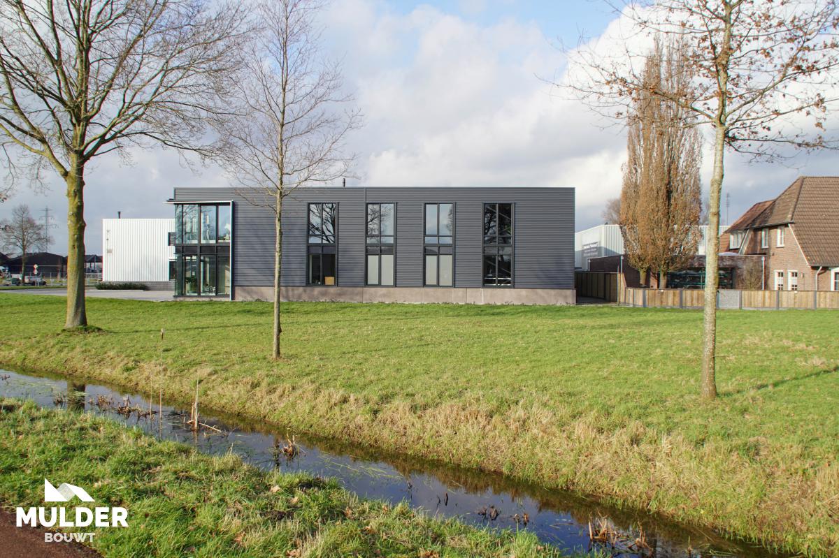 Bedrijfspand in Hengelo