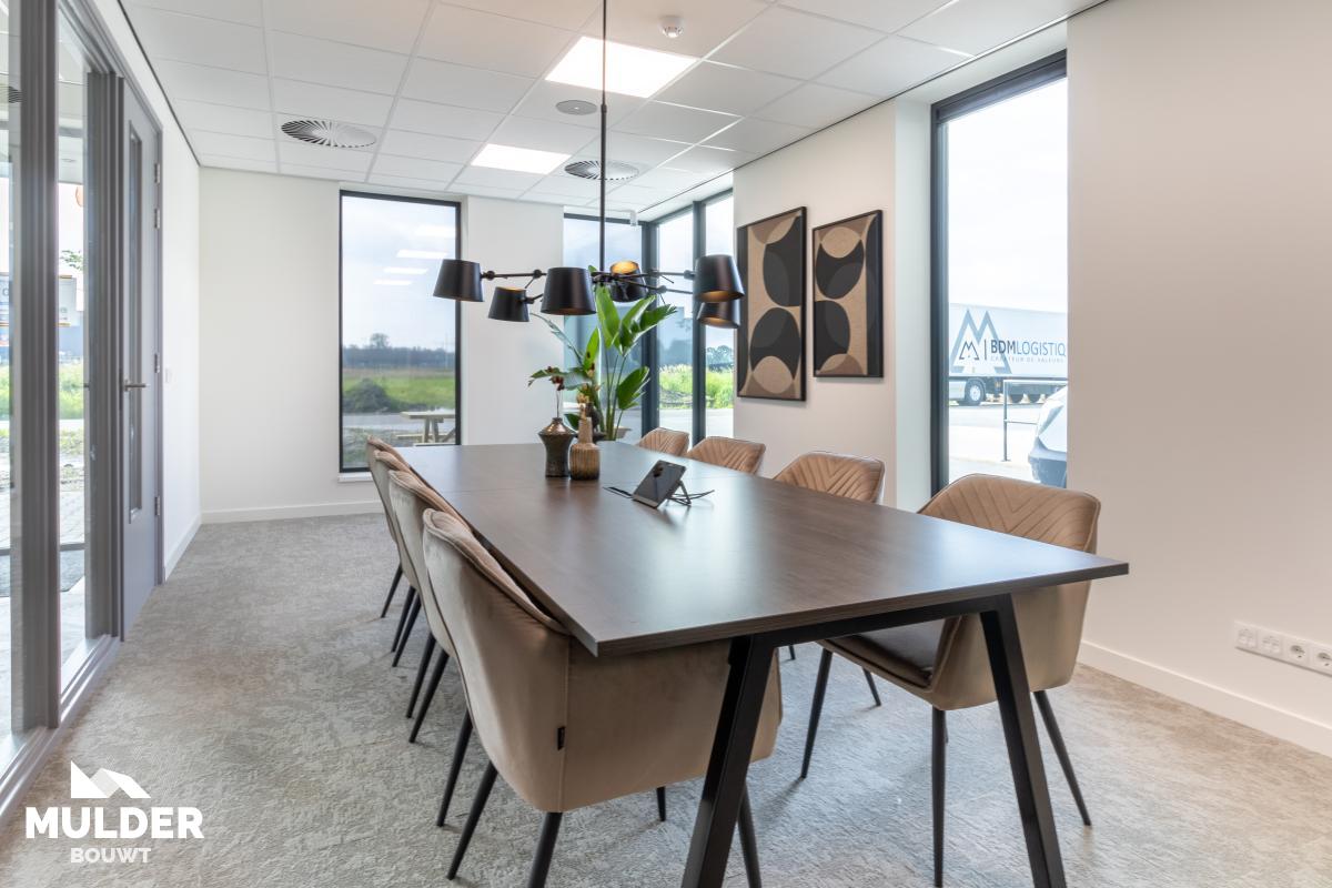 Bedrijfspand op de Veldkamp, Borne I