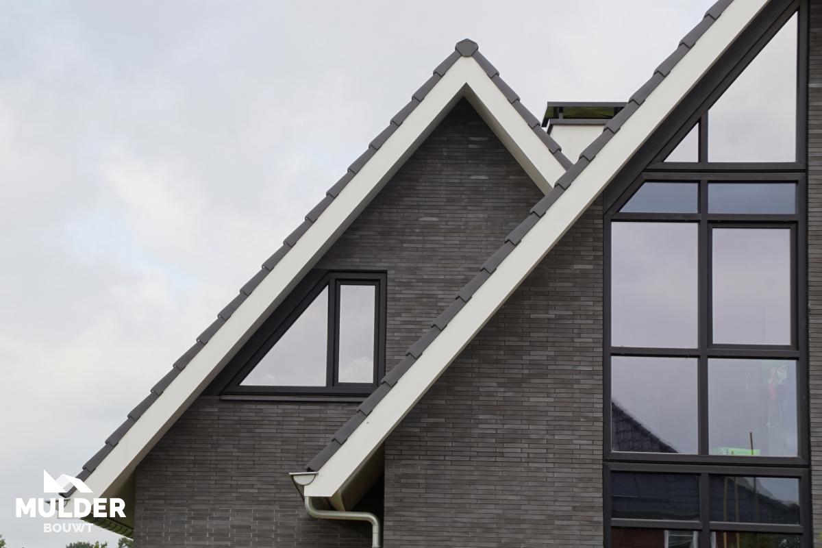 Modern woonhuis met dubbele kap