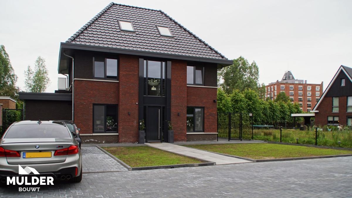 Woonhuis en bedrijfspand Boekelo 
